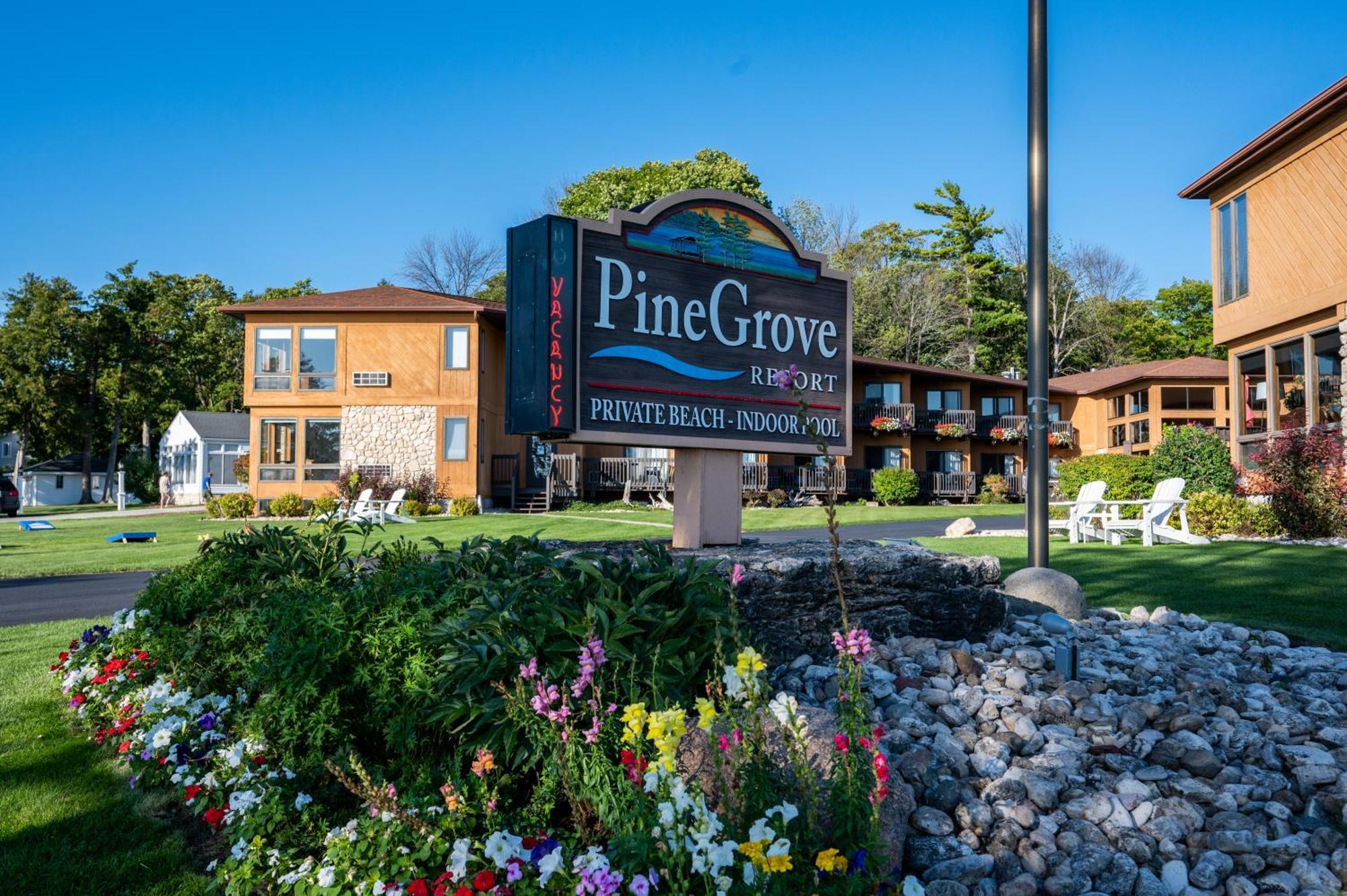 Pine Grove Resort Ephraim Exterior foto