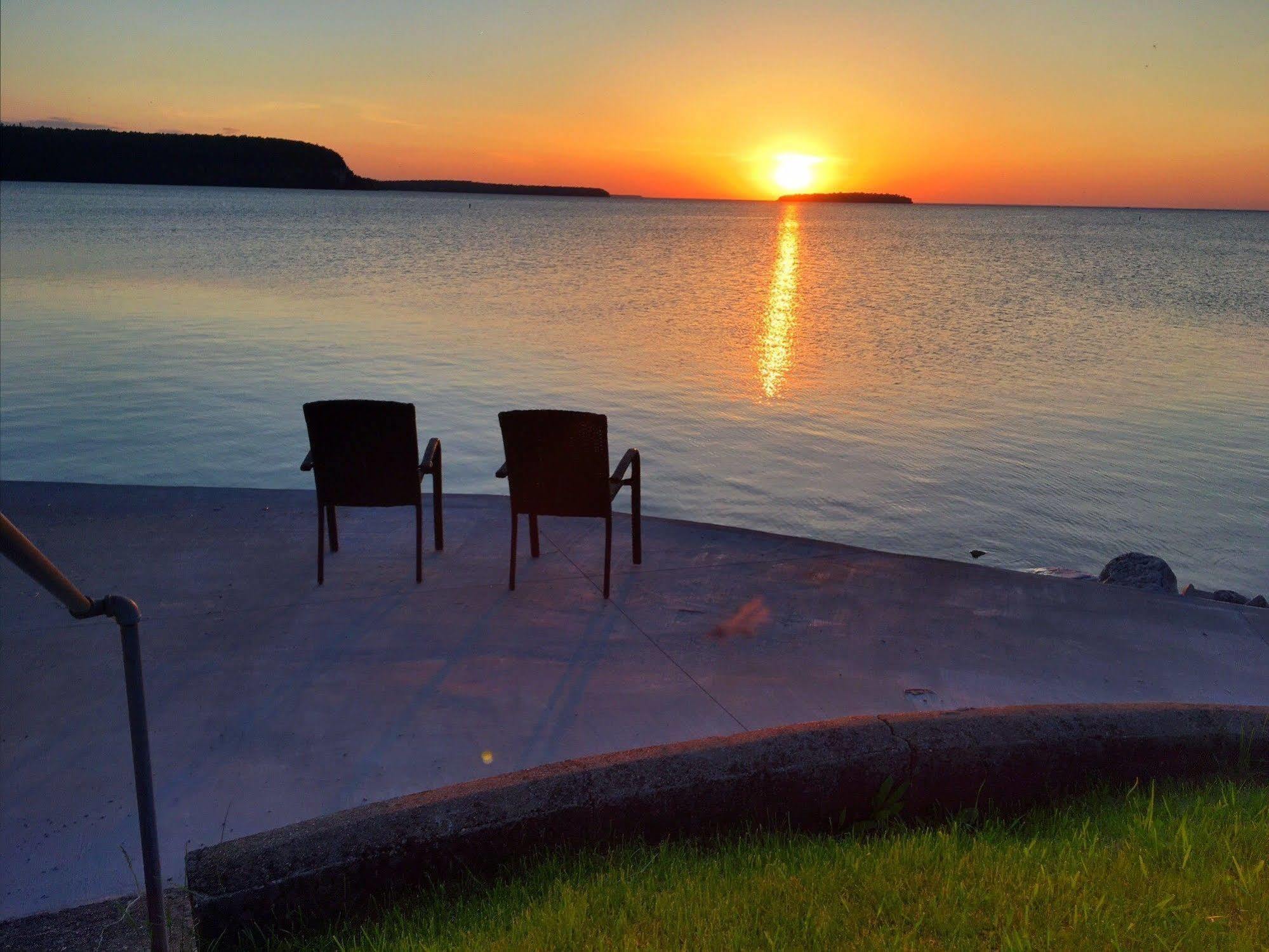 Pine Grove Resort Ephraim Exterior foto